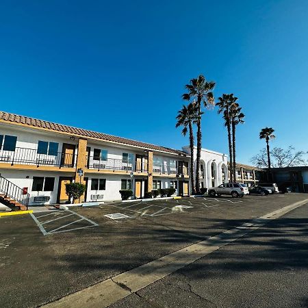 Casa Blanca Express & Suites Cypress Buena Park - Anaheim Area Exteriér fotografie